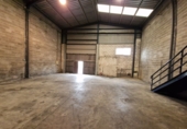 450m² warehouse industrial for rent in Torrefarrera photo