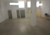 Local comercial en venta con 60m² en Gandía foto