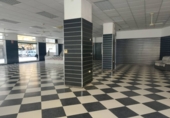 60m² commercial premises for sale in Oliva photo
