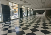 60m² commercial premises for sale in Oliva photo