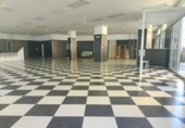 60m² commercial premises for sale in Oliva photo