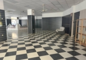 60m² commercial premises for sale in Oliva photo