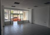 Local comercial en venta con 60m² en Oliva foto