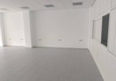 Local comercial en venta con 60m² en Oliva foto