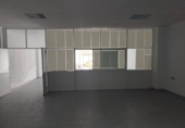 Local comercial en venta con 60m² en Oliva foto