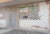60m² locaux commerciaux pour vente à Piles photo
