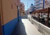 Local comercial en venta con 60m² en Piles foto