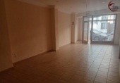 Local comercial en venta con 60m² en Oliva foto