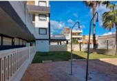 60m² locaux commerciaux pour vente à Piles photo