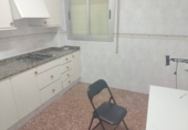 Local comercial en venta con 60m² en Oliva foto