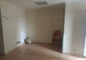 60m² locaux commerciaux pour location à Oliva photo