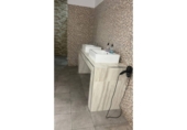 60m² locaux commerciaux pour location à Alquería de la Condesa photo