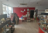Local comercial en venta con 60m² en Oliva foto