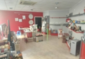Local comercial en venta con 60m² en Oliva foto
