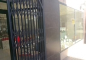 Local comercial en venta con 60m² en Oliva foto