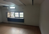 Local comercial en venta con 60m² en Oliva foto