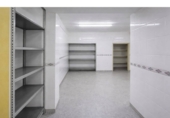 60m² locaux commerciaux pour vente à Piles photo
