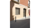 60m² locaux commerciaux pour vente à Piles photo