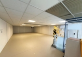 264m² commercial premises industrial for sale in Seville, in the area of Old Airport, Calle Automoción photo
