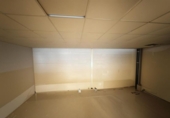 264m² commercial premises industrial for sale in Seville, in the area of Old Airport, Calle Automoción photo