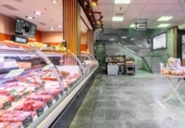 Local comercial en venta con 90m² en Madrid, en la zona de Ciudad Jardín, Calle de Gustavo Fernández Balbuena foto