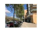 Local comercial en venta con 210m² en Viladecans, Carrer de Marià Sanjuan Cuchi foto