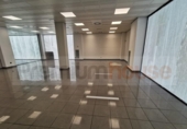 Local comercial en venta con 210m² en Viladecans, Carrer de Marià Sanjuan Cuchi foto