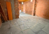 Local comercial en venta con 60m² en Cuenca, Calle del Río Fresneda foto
