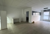 175m² offices for sale in Elche, photo