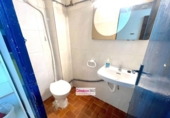 41m² salon de coiffure pour vente à Reus, dans le quartier de Quartier Ample, Carrer General Moragues photo