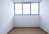 Oficina
en venda
amb 140m² a Madrid, a la zona de Palomeras Sud-est foto