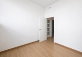 Oficina
en venda
amb 140m² a Madrid, a la zona de Palomeras Sud-est foto