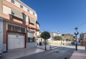 Local comercial
en venda
amb 130m² a Peligros, Calle Horno foto