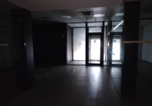 198m² locaux commerciaux pour vente à Madrid, dans le quartier de Comillas, Nudo de Puente de Toledo photo