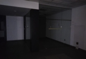 198m² locaux commerciaux pour vente à Madrid, dans le quartier de Comillas, Nudo de Puente de Toledo photo