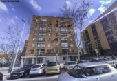 184m² locaux commerciaux pour vente à Madrid, dans le quartier de Los Ángeles, Avenida de la Verbena de la Paloma photo