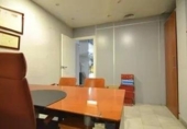 50m² office for sale in Córdoba, in the area of Santiago, Plaza Vaca de Alfaro photo