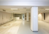 916m² commercial premises for sale in Granada, in the area of Albaicín, Calle Zenete photo