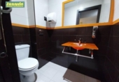 Bar
en venda
amb 180m² a Còrdova, Calle Dalmacia foto