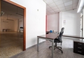 124m² commercial premises for sale in Almeria, Calle de San Juan Bosco photo