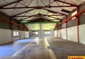 1000m² entrepôt industriel pour location à Potes photo