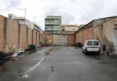 Local comercial en venta con 570m² en Bellreguart, Calle Clara Campoamor foto