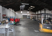 Local comercial en venta con 570m² en Bellreguart, Calle Clara Campoamor foto