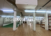 Local comercial Industrial
en venda
amb 400m² a Esplugues de Llobregat, Carrer de Rovellat foto