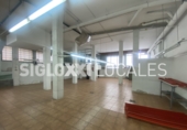 Local comercial Industrial
en venda
amb 400m² a Esplugues de Llobregat, Carrer de Rovellat foto