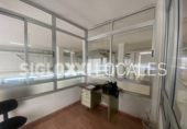 Local comercial Industrial
en venda
amb 400m² a Esplugues de Llobregat, Carrer de Rovellat foto
