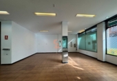 120m² locaux commerciaux pour location à Valladolid, dans le quartier de La Rondilla photo