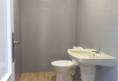 98m² commercial premises for sale in Valdepeñas photo