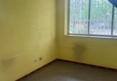 Local comercial en alquiler con 890m² en Alcorcón foto