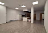 Local comercial
en lloguer
amb 180m² a Albacete, Ensanche-Franciscanos foto